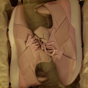 Puma Tennis Shoes